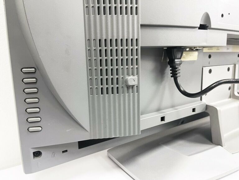 TELEWIZOR LG RZ-27LZ55 LCD 32