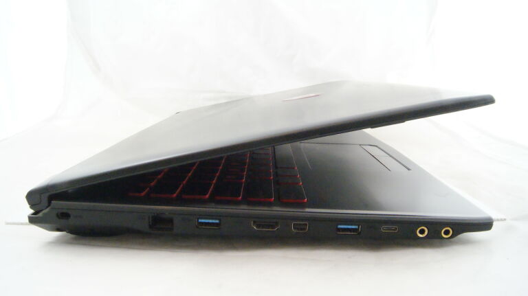 MSI GV62 7RD I7-7700/GTX 1050/8GB/1TB/WIN 10