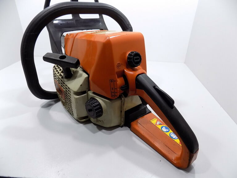 pila-pilarka-spalinowa-stihl-023-zasilanie-spalinowe