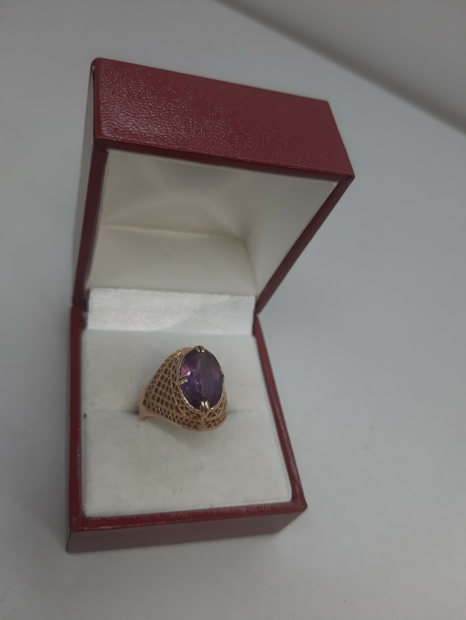 zloty-pierscionek-z-oczkiem-p-583-rosyjskie-zloto-stan-uzywany