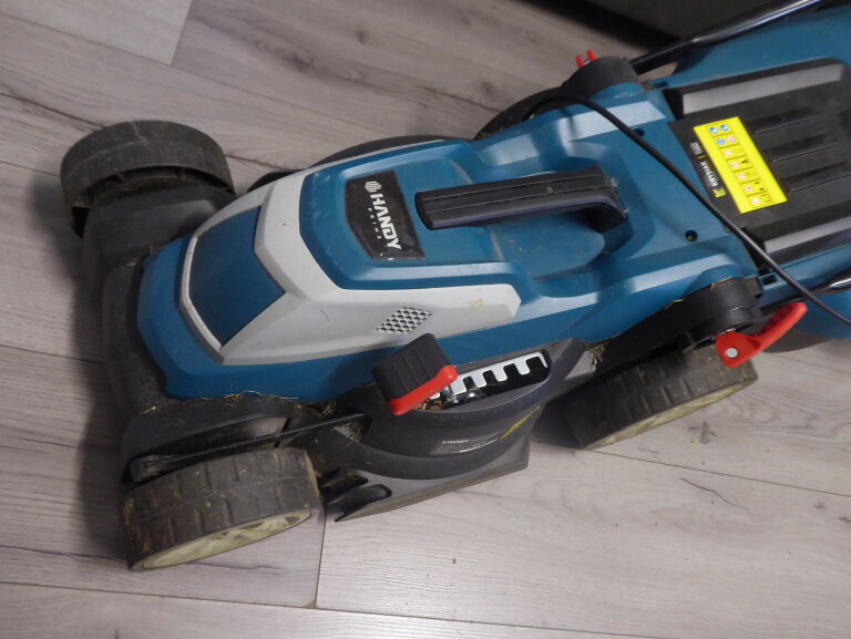 KOSIARKA ELEKTRYCZNA HANDY KC 1400 B