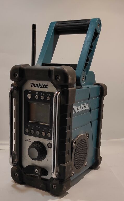 radio-budowlane-makita-dmr102-marka-makita