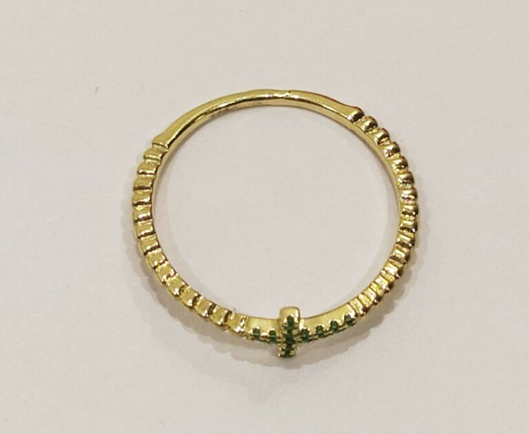 zloty-pierscionek-krzyzyk-z-zielonymi-oczkami-585-kamien-17088-128