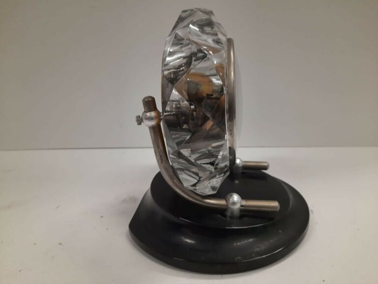 zegar-w-krysztale-majak-made-in-ussr-okazja-stan-nie-wymaga-renowacji