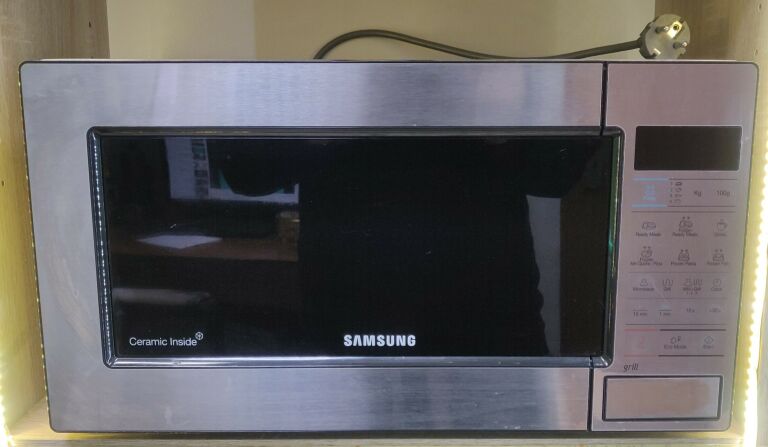 MIKROFALÓWKA SAMSUNG GE83M BDB STAN, GWAR,ZOBACZ!