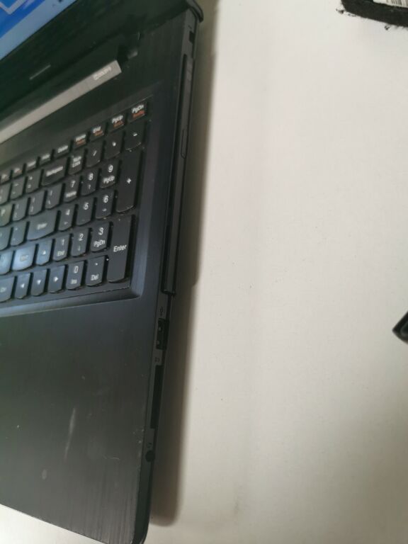 laptop-lenovo-g50-30-4gb-ram-500gb-hdd-tanio-seria-procesora-intel-pentium-m