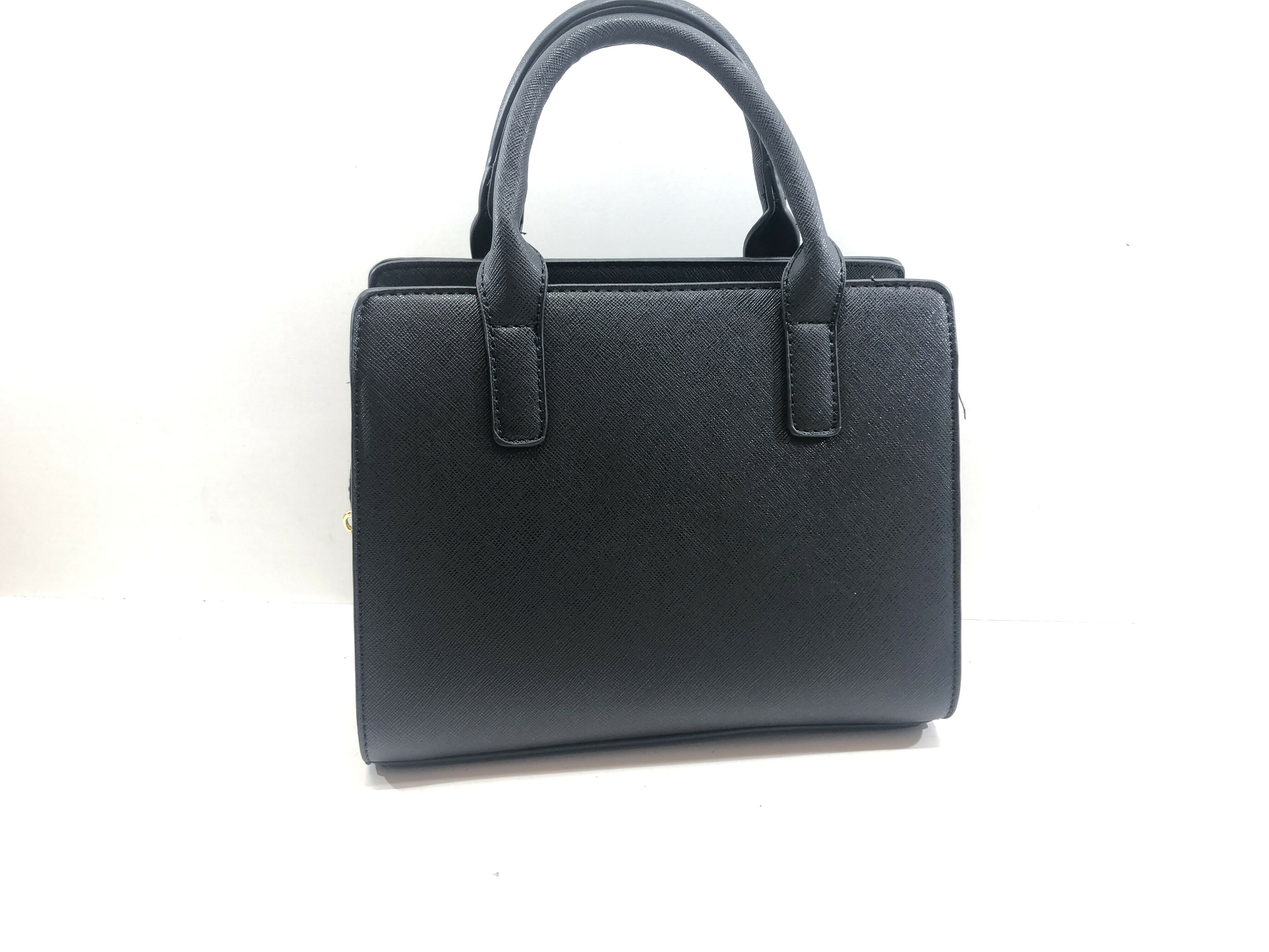 torebka-sinsay-czarna-0345g-99x-one-grabiszynska-30-wroclaw