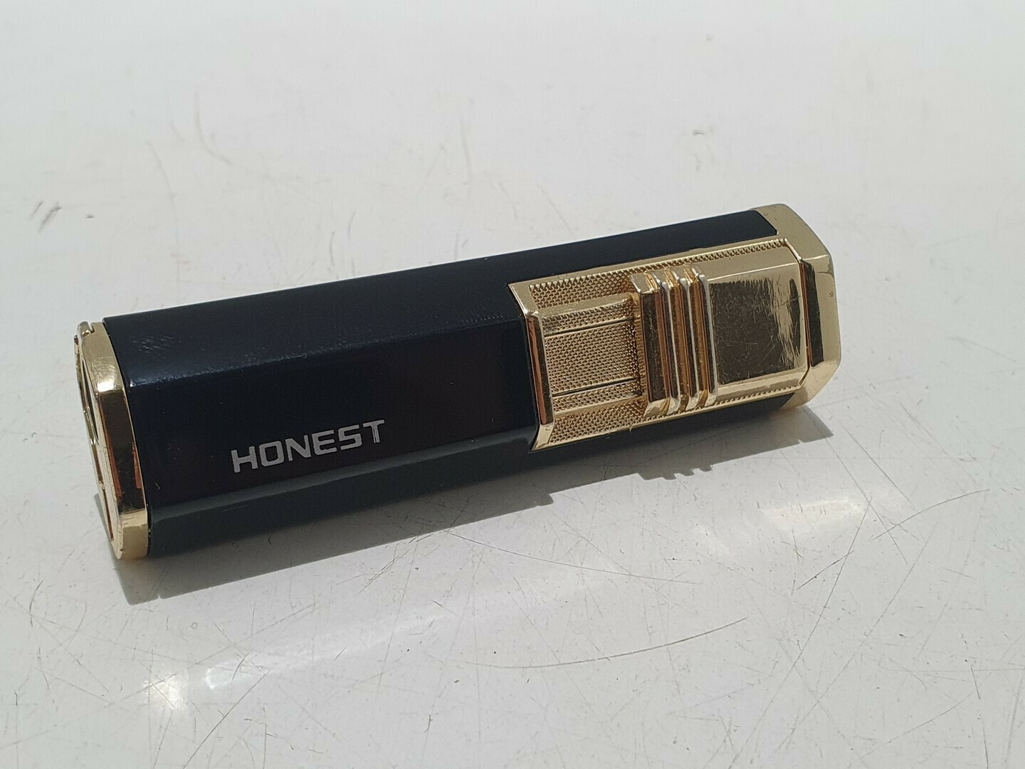 zapalniczka-honest-g4-sportowa-2-starachowice