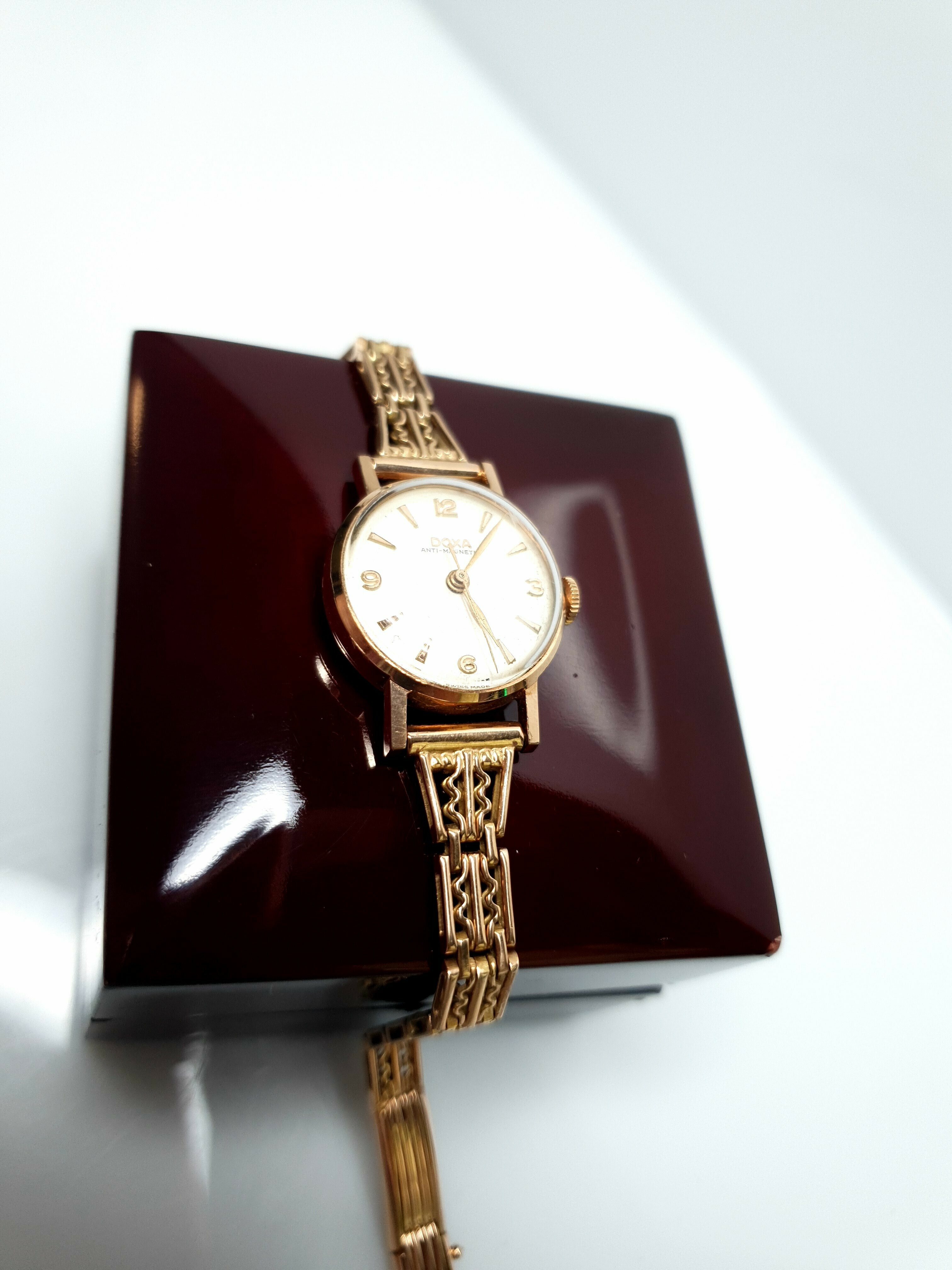 oryginalny-zloty-zegarek-doxa-13716-14k-2318g-marka-doxa