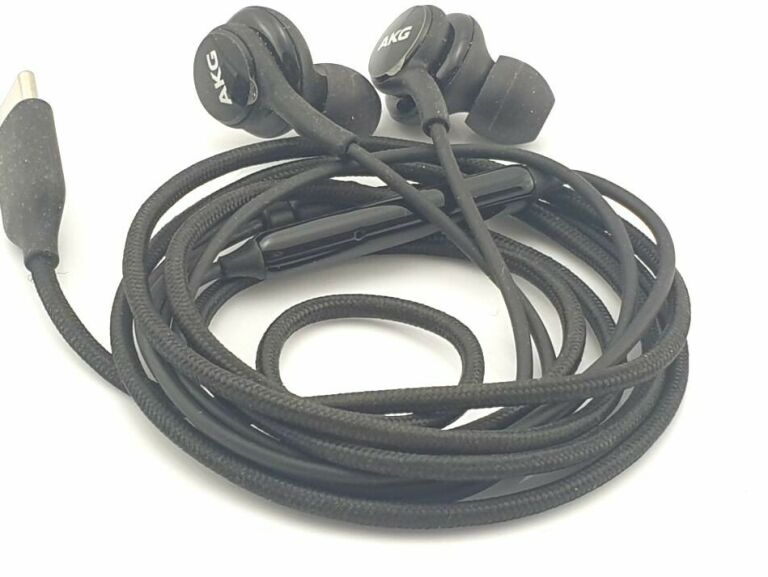 26-sluchawki-akg-mini-jack-kolor-dominujacy-czarny