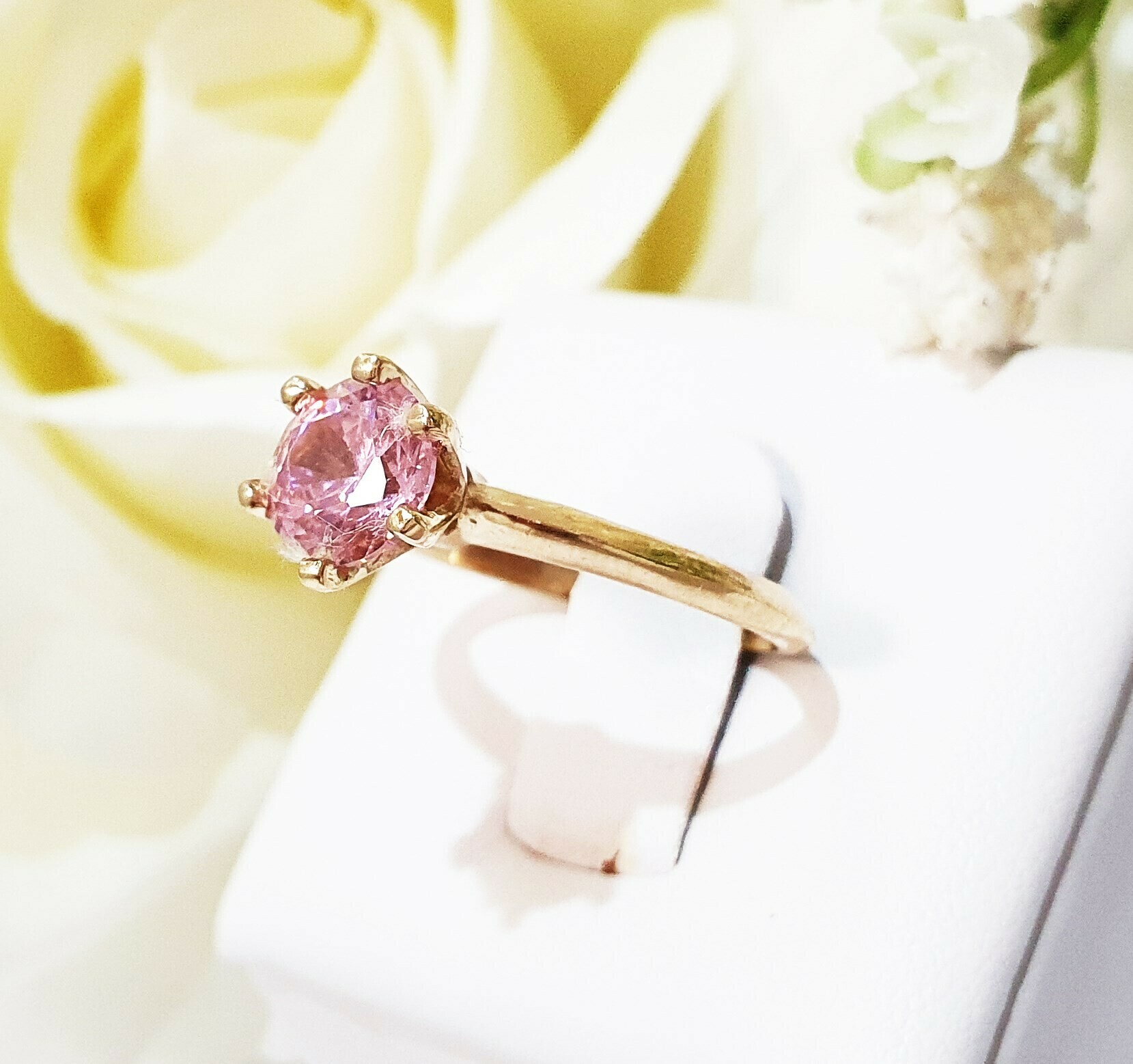 pierscionek-rozowe-odstajace-oczko-r13-rodzaj-wyrob-jubilerski