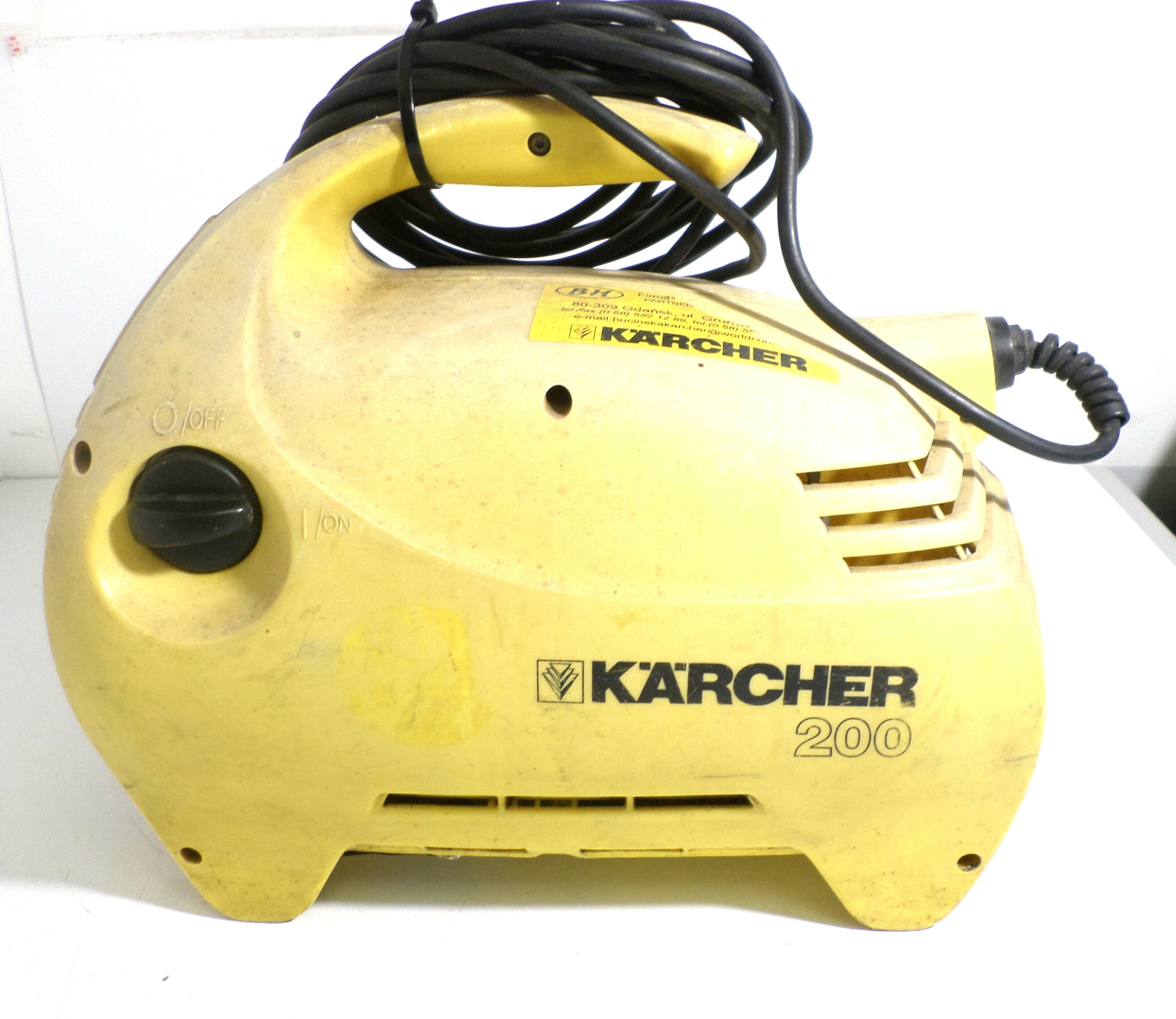 myjka-cisnieniowa-karcher-200-z-pistoletem-stan-uzywany