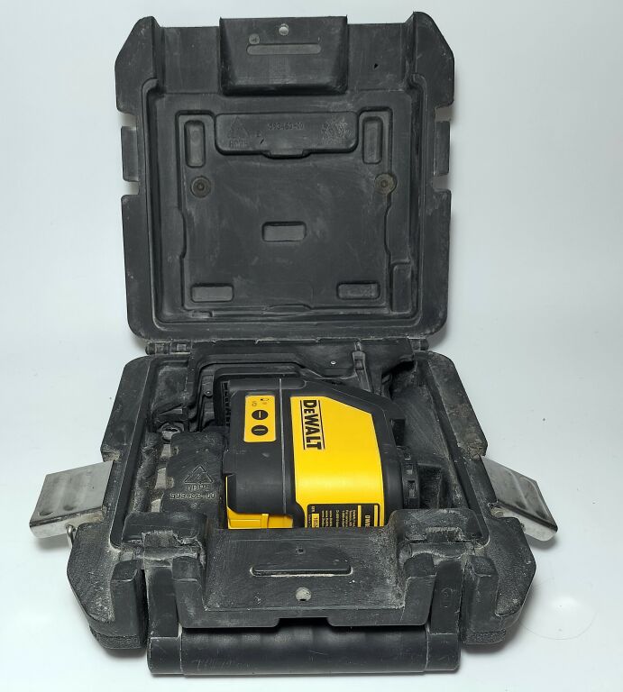 LASER KRZYŻOWY DEWALT DW088