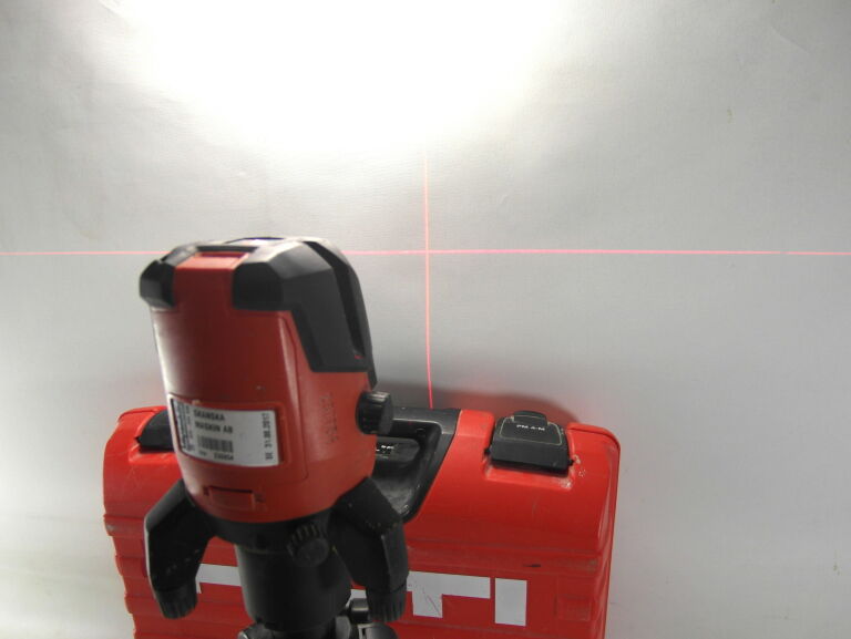 laser-wieloliniowy-hilti-pm-4-m-statyw-walizka-bielnikowa-4-dzialdowo