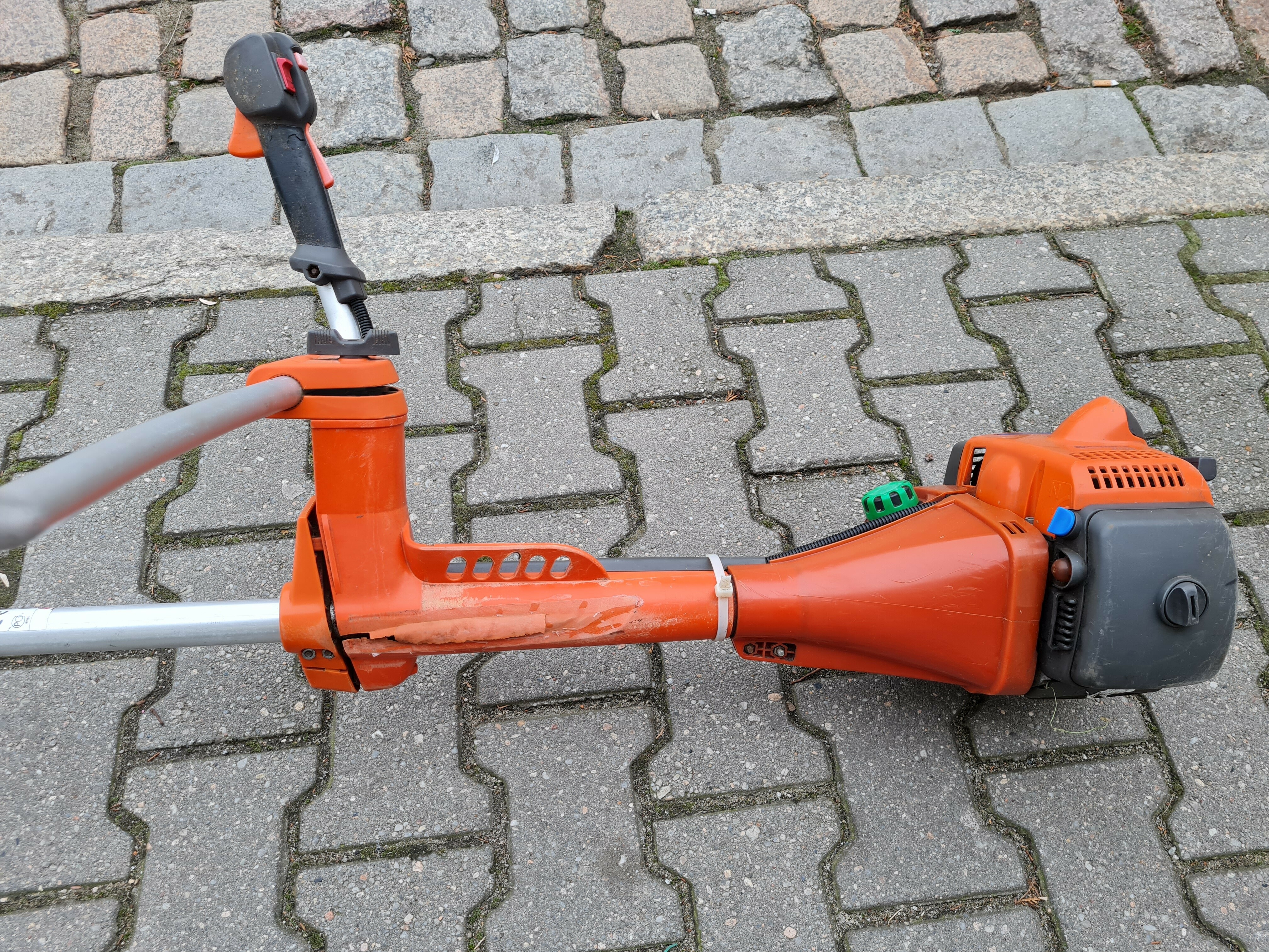 kosa-spalinowa-husqvarna-343r-2008r-27km-moc-silnika-spalinowego-27