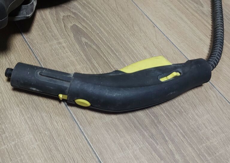 PAROWNICA KARCHER SC 1202