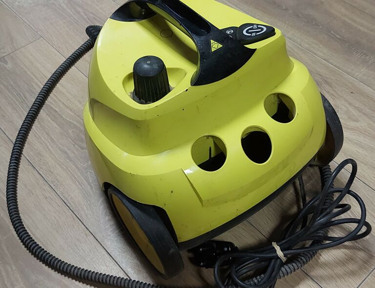 PAROWNICA KARCHER SC 1202