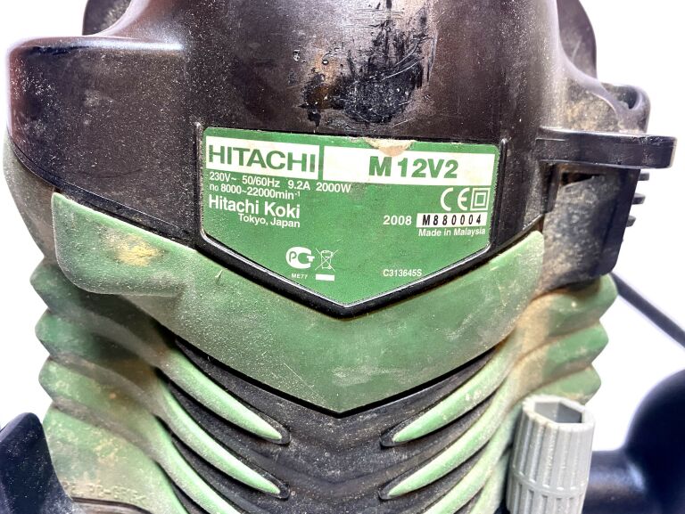 FREZARKA GÓRNOWRZECIONOWA HITACHI M12V2 + WALIZKA
