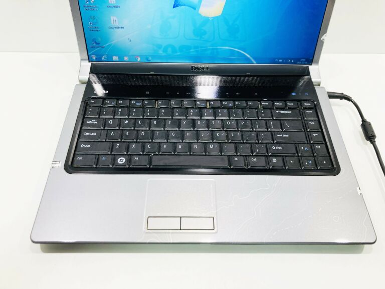 LAPTOP DELL PP33L