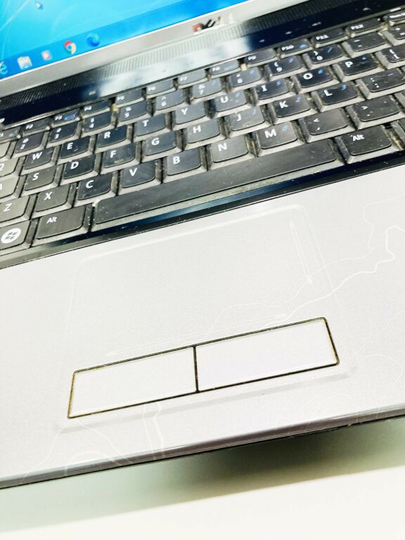 LAPTOP DELL PP33L