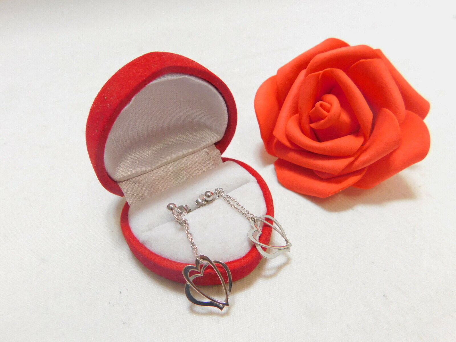 srebrne-wiszace-kolczyki-serduszka-144-g-925-marka-inna-marka