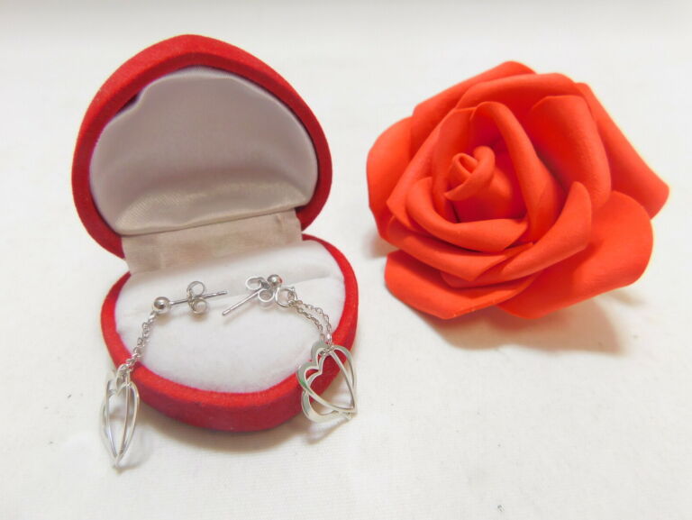 srebrne-wiszace-kolczyki-serduszka-144-g-925-material-srebro