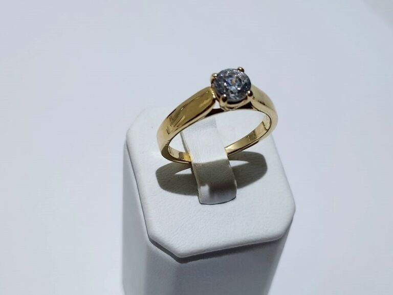 sliczny-zloty-pierscionek-585-rynek-70-hrubieszow-telefoon-pl-sc