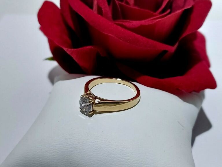 sliczny-zloty-pierscionek-585-proba-zlota-585