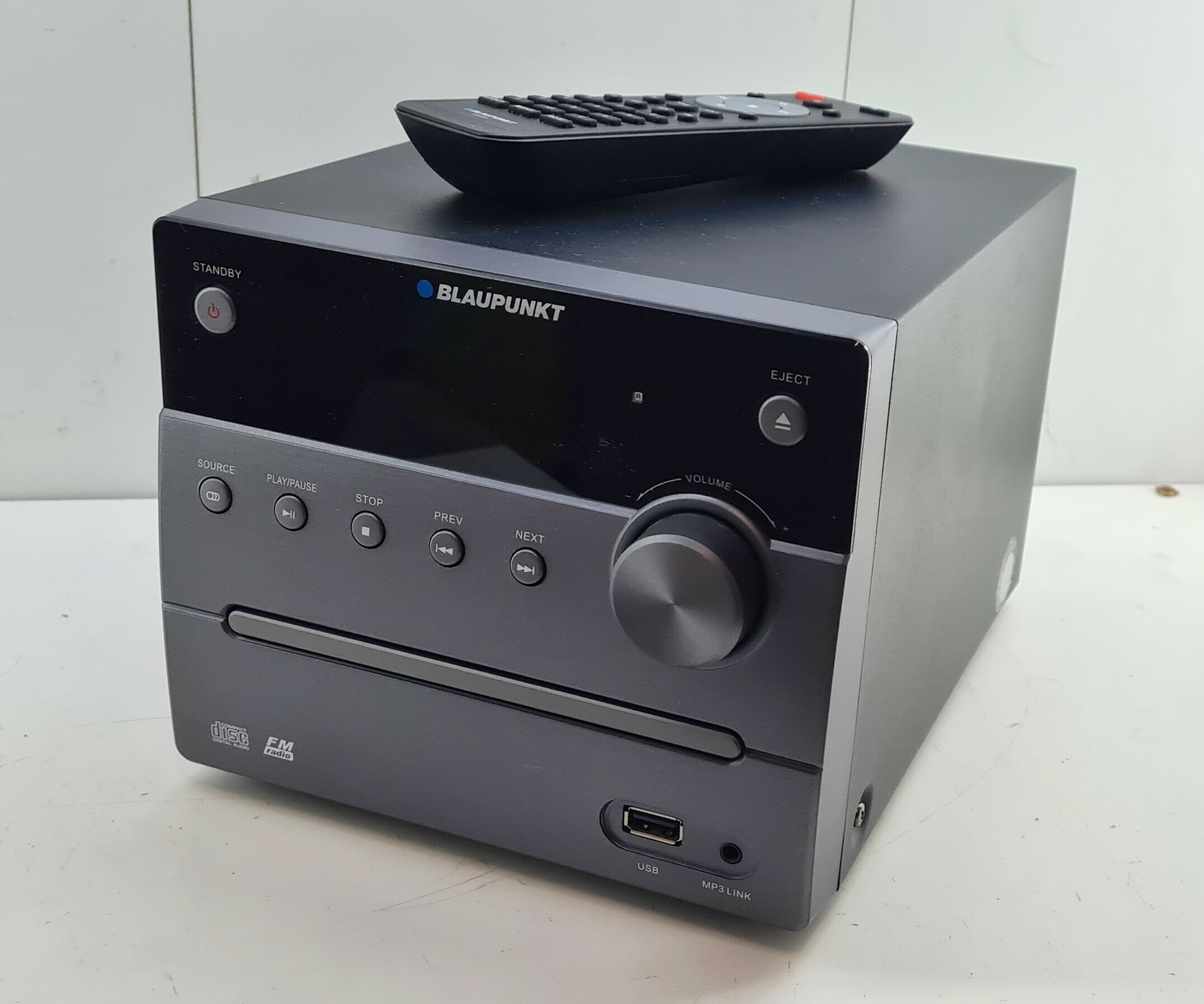 mikrowieza-blaupunkt-ms8bk-fmcdusbaux-polecam-model-ms8bk