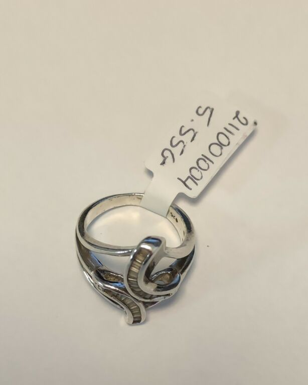 srebrny-pierscionek-925-555g-stan-11323-2