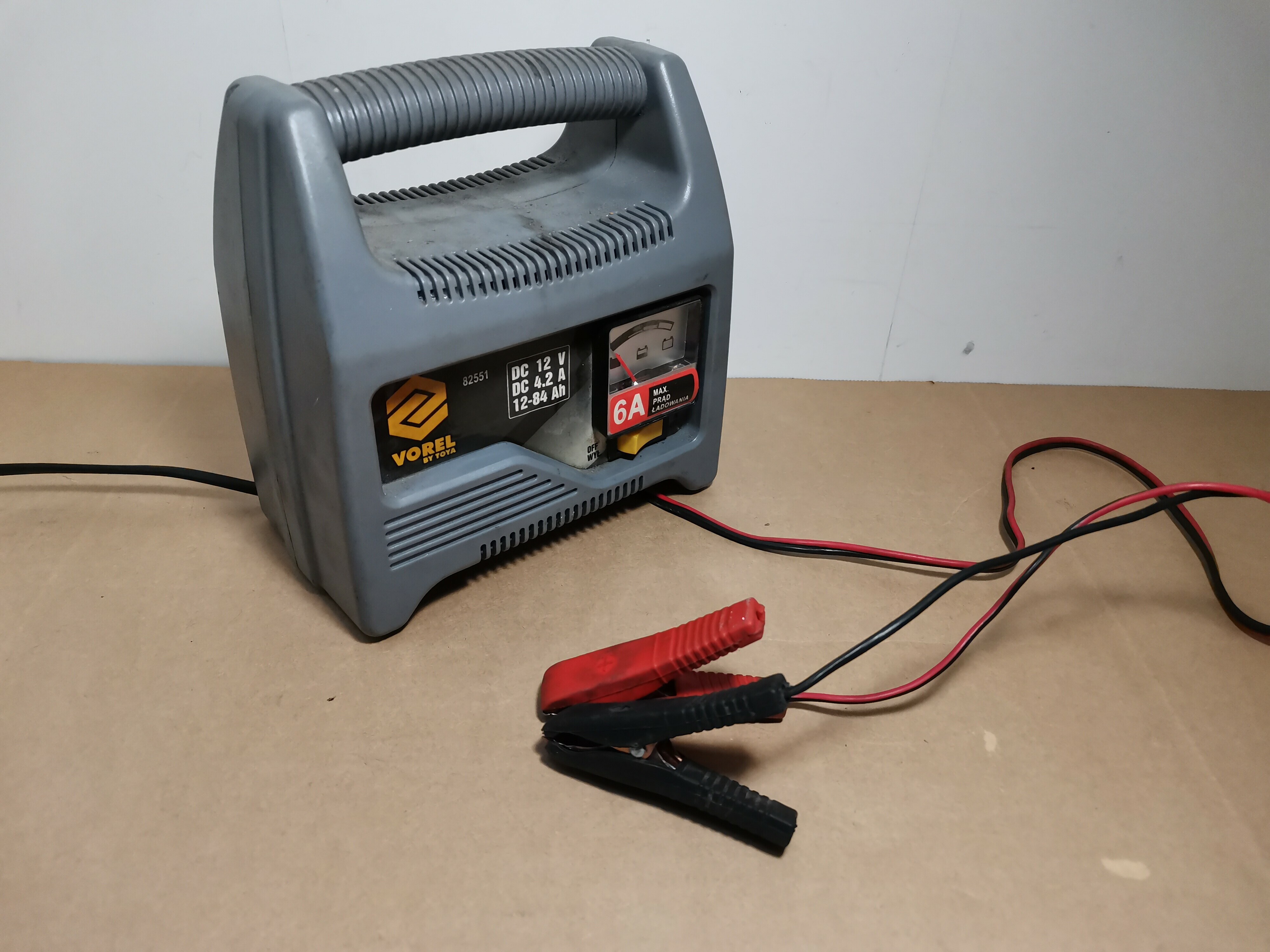 prostownik-vorel-82551-szybka-25-krakow