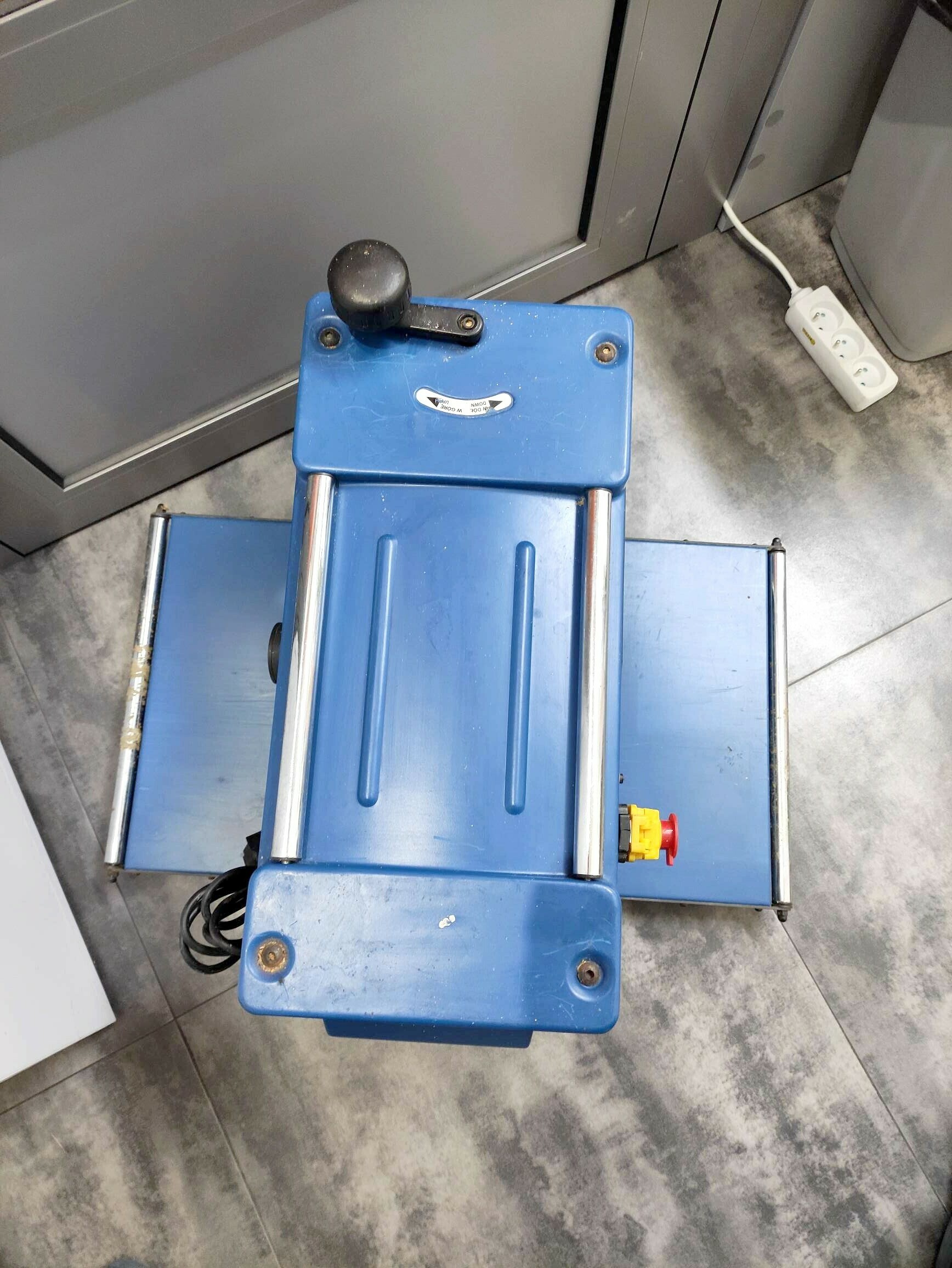 strugarka-grubosciowa-dedra-ded-7811-stan-uzywany