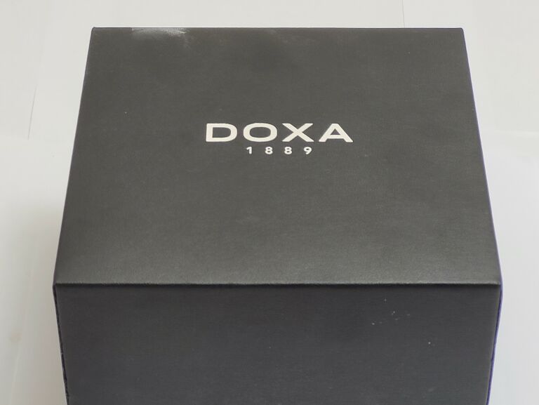 ZEGAREK DOXA 215.10/PUDEŁKO/ GWARANCJA/ + PASEK