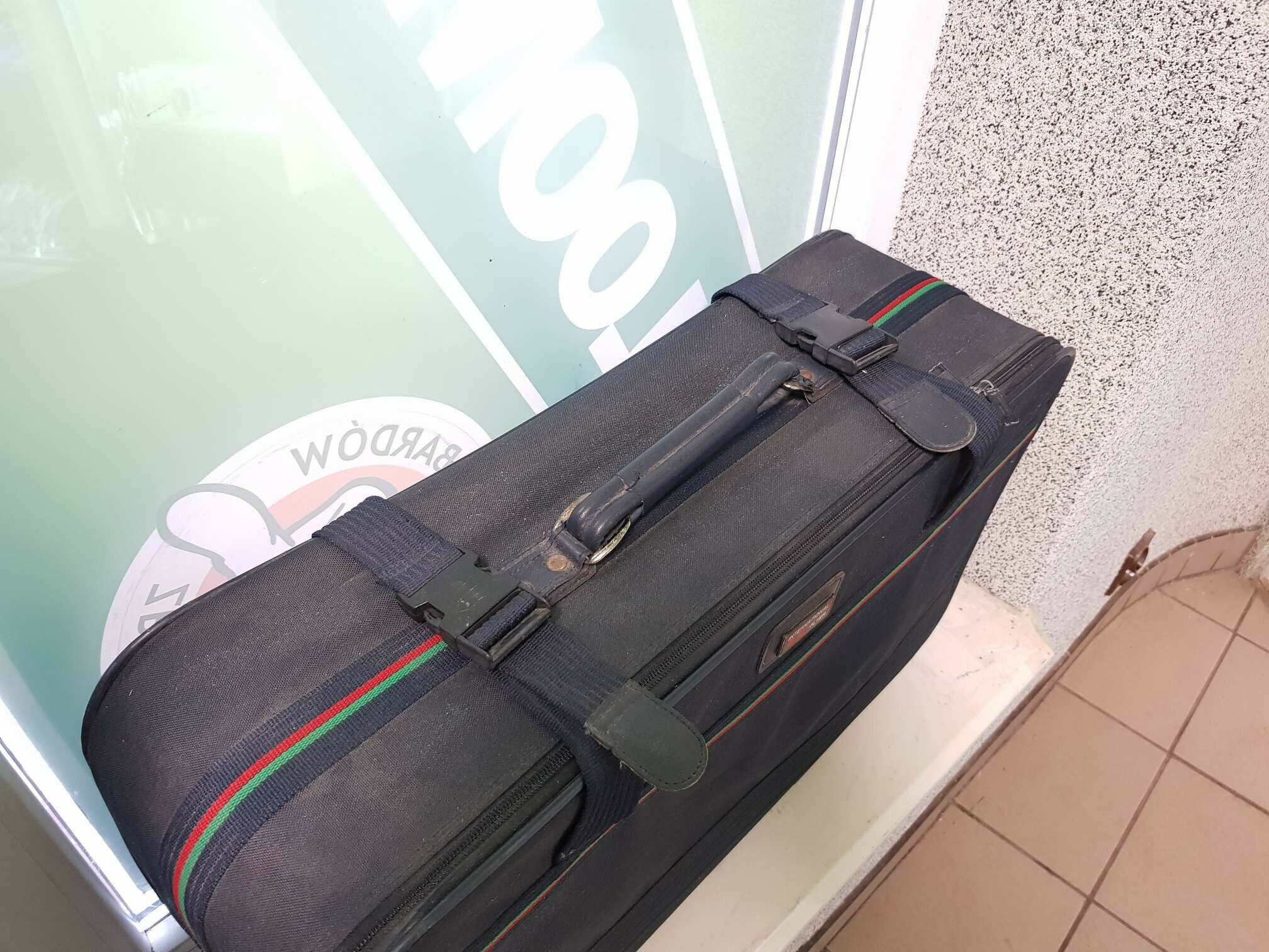 walizka-podrozna-international-flyer-kod-producenta-a1