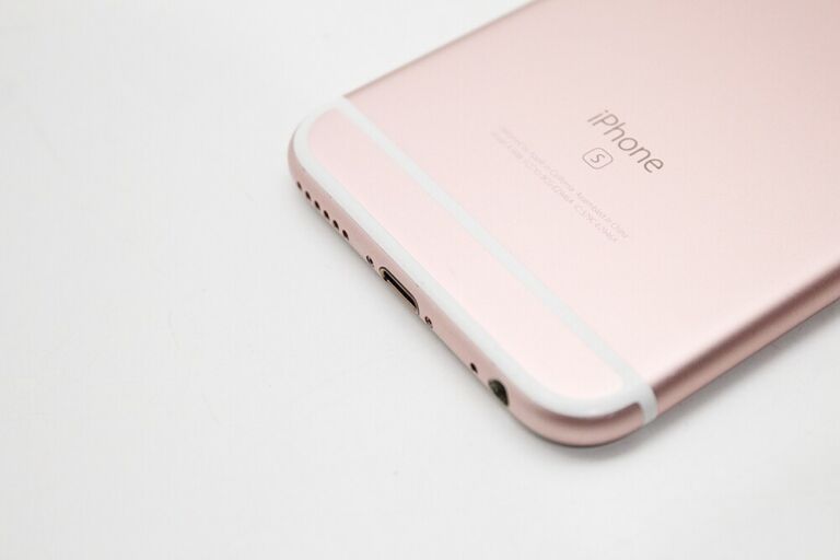 USZKODZONY IPHONE 6S 32GB ROSE GOLD