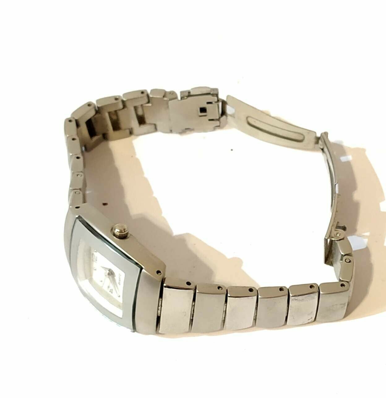 zegarek-damski-typ-nareczny