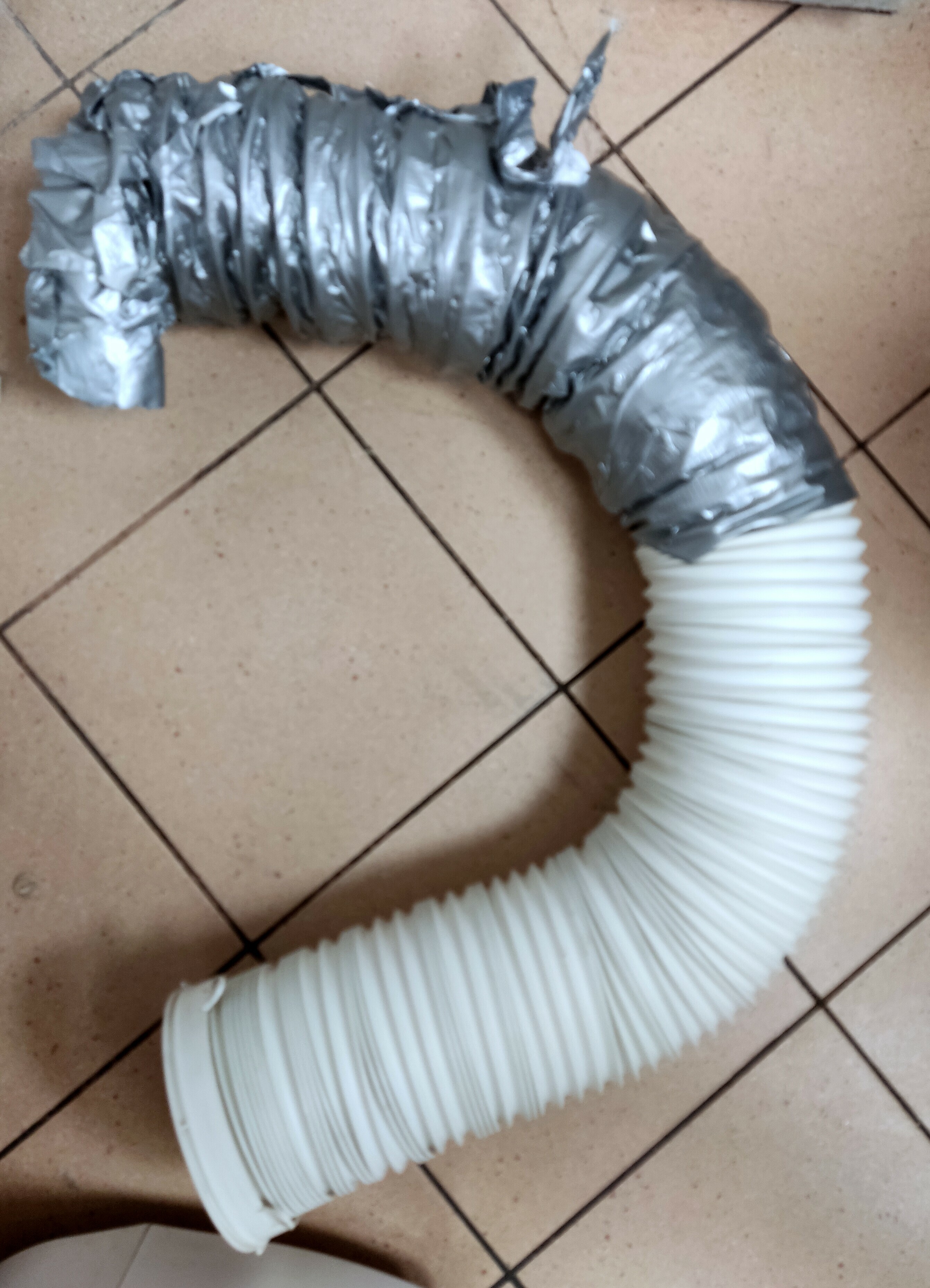 klimatyzator-przenosny-blyss-wap-07ec35h-pilot-stan-uzywany