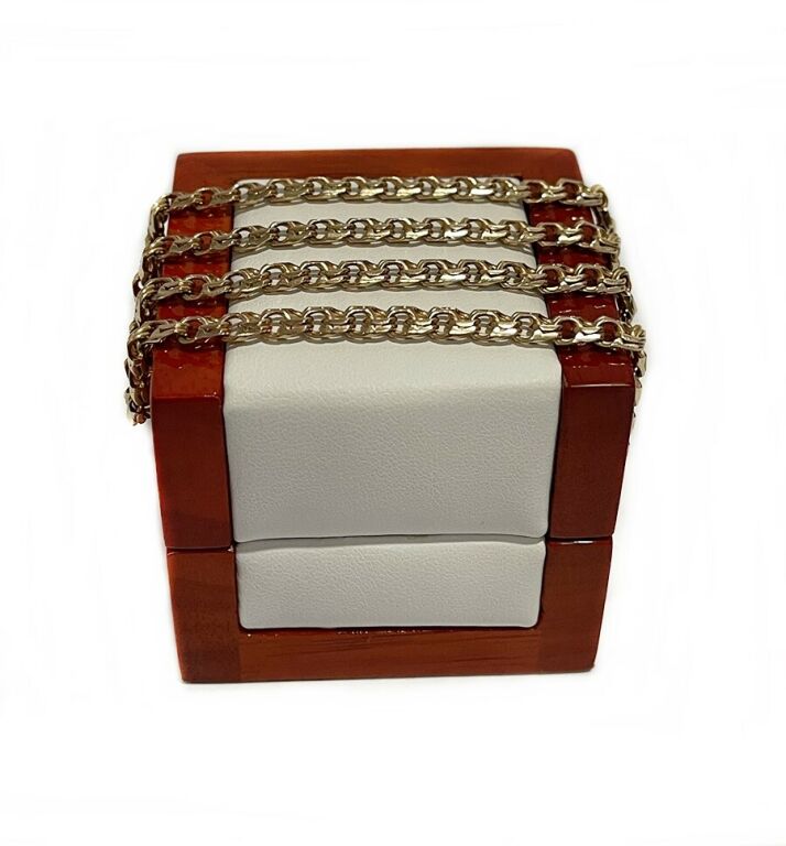 piekny-zloty-lancuszek-marka-inna-marka