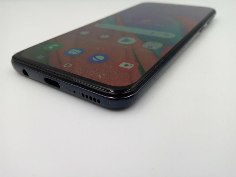 SAMSUNG GALAXY A40 CZARNY 4/64GB SM-A405FN