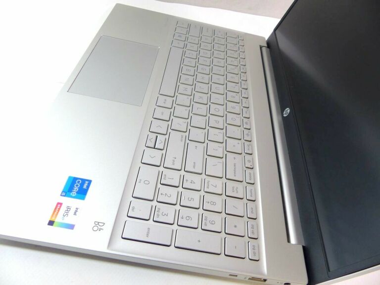 LAPTOP HP PAWILION 15-EGO0052NW KOMPLET