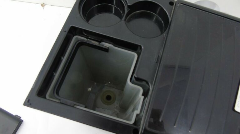 ekspres-cisnieniowy-saeco-poemia-rodzaj-ekspresu-brak-informacji