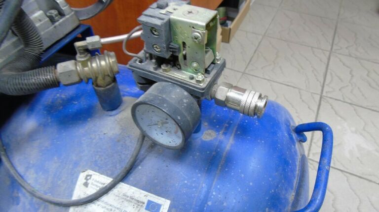 KOMPRESOR OLEJOWY CRAMP GHB 2070V