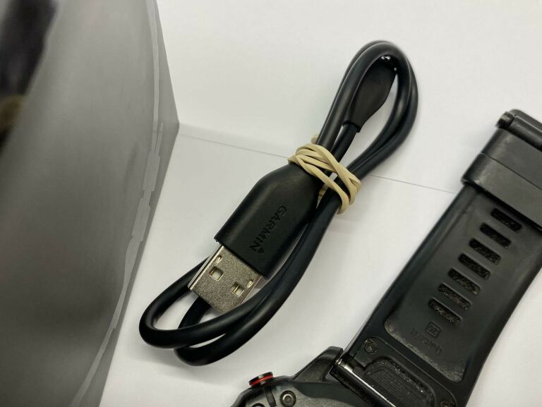 smartwatch-garmin-fenix-6x-pro-ksztalt-koperty-okragly