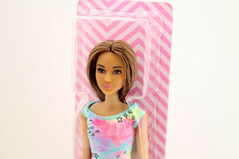 PIĘKNA LALKA BARBIE BRUNETKA MATTEL SUPER STAN