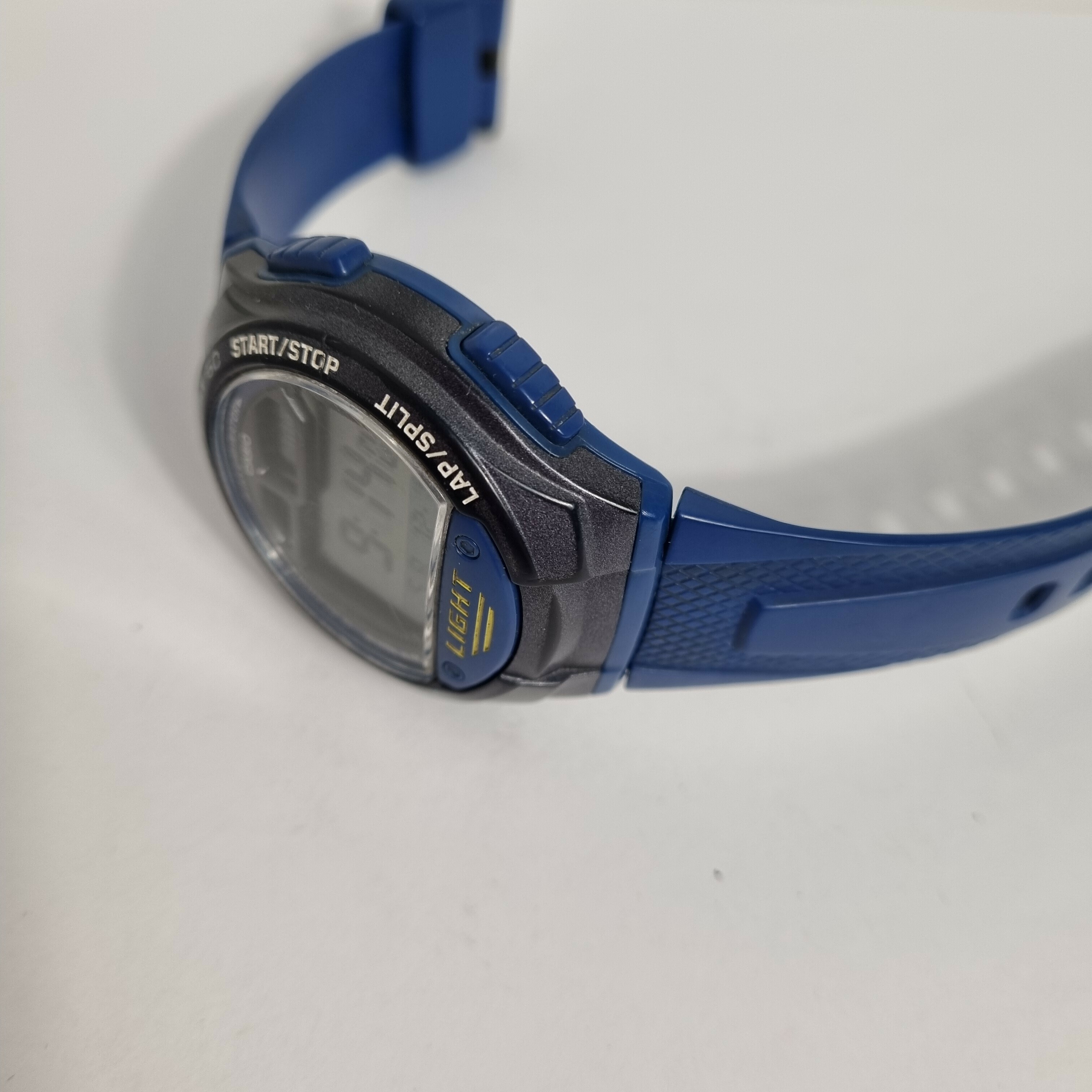 zegarek-meski-casio-w-734-stan-uzywany