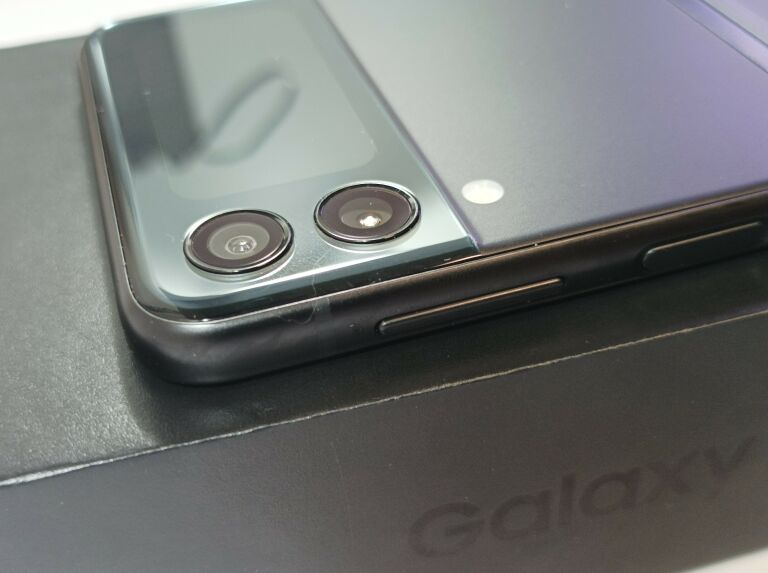 samsung-galaxy-z-flip3-5g-at-8gb-at-256-gb-at-bez-bloka-ean-8806092563599