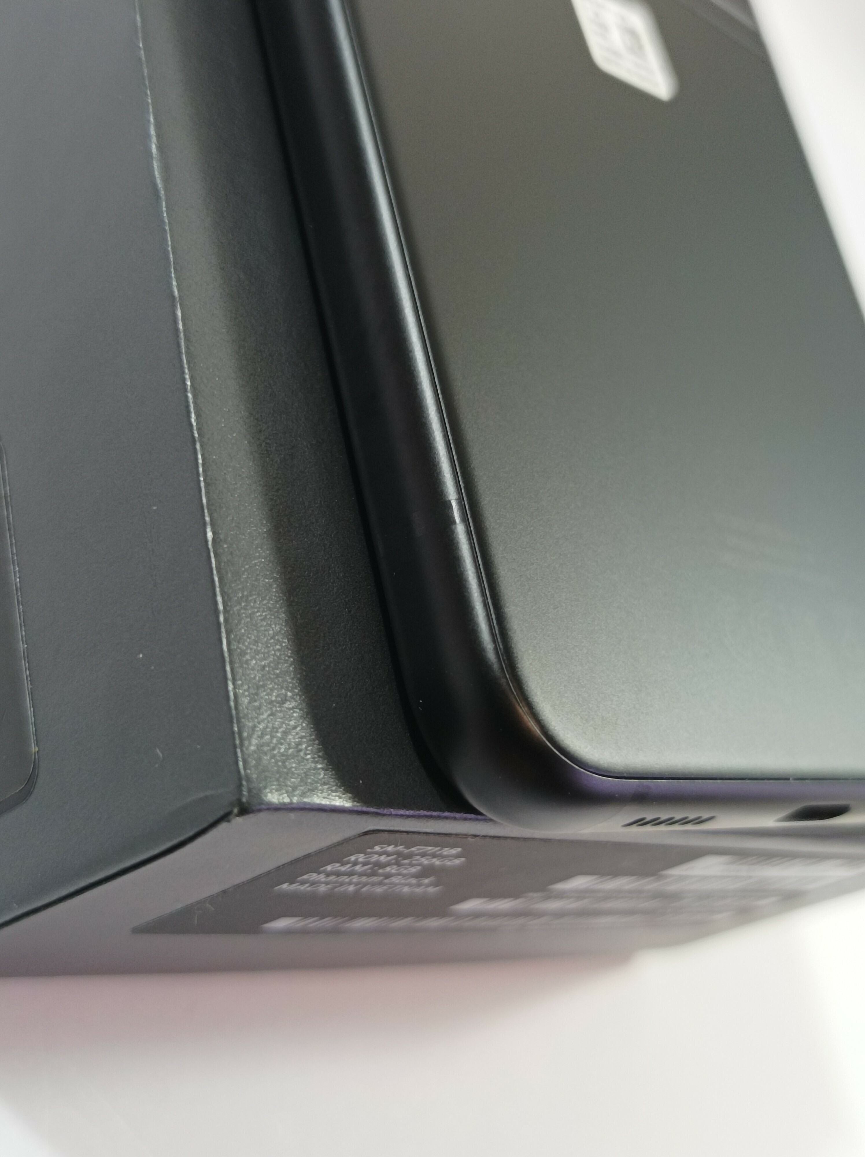 samsung-galaxy-z-flip3-5g-at-8gb-at-256-gb-at-bez-bloka-typ-smartfon