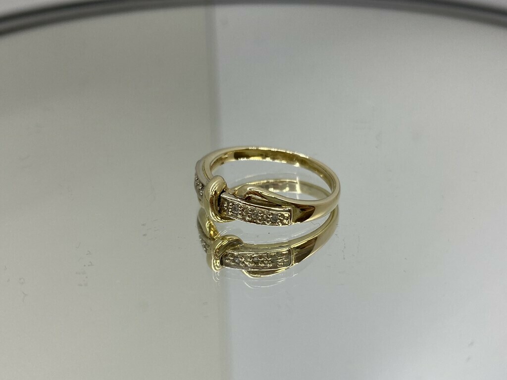 zloty-pierscionek-z-brylantami-585-w242g-r9-stan-uzywany