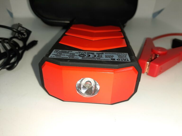 URZĄDZENIE ROZRUCHOWE POWERBANK YATO YT-83081 400