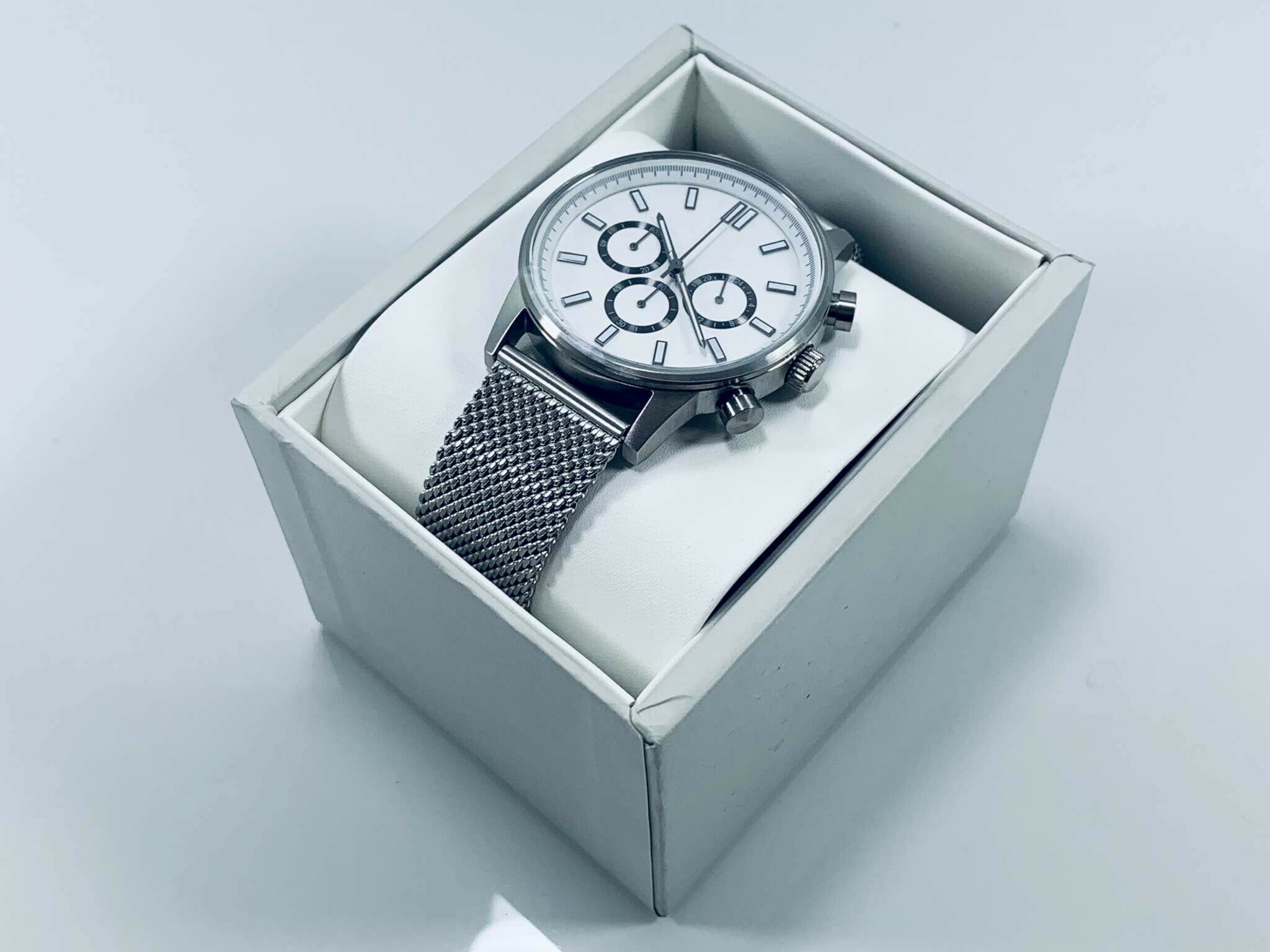 zegarek-damski-zara-5atm-mesh-silver-25cm-pudelk-stan-uzywany